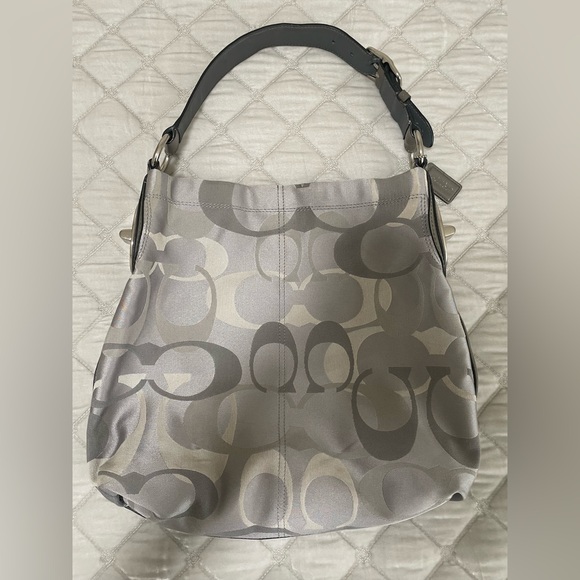 Coach Bag - Picture 1 of 11